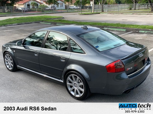 2003 Audi RS6 Sedan