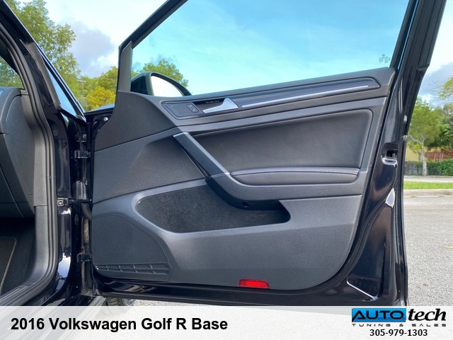 2016 Volkswagen Golf R Hatchback