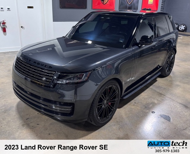 2023 Land Rover Range Rover SE