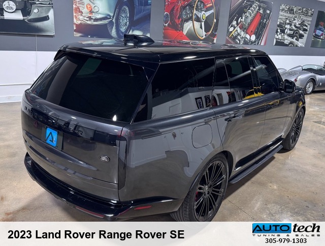 2023 Land Rover Range Rover SE