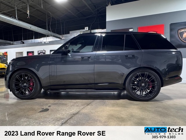 2023 Land Rover Range Rover SE