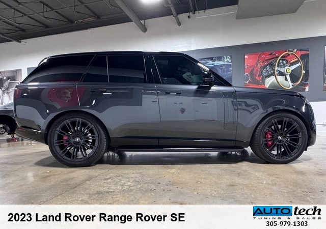 2023 Land Rover Range Rover SE