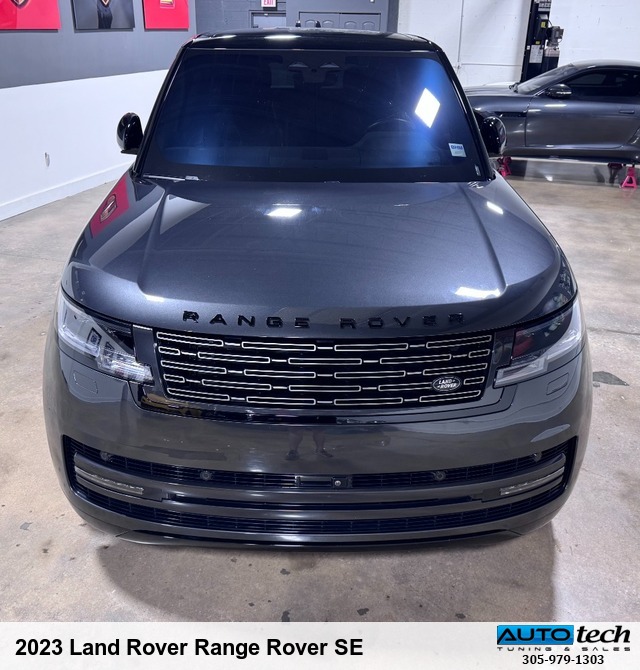 2023 Land Rover Range Rover SE