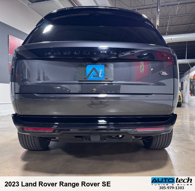 2023 Land Rover Range Rover SE