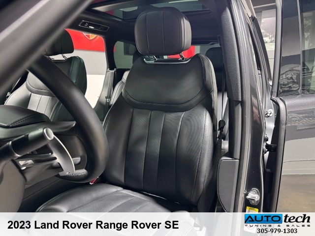 2023 Land Rover Range Rover SE