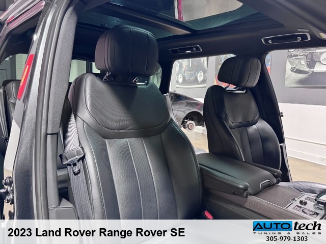 2023 Land Rover Range Rover SE