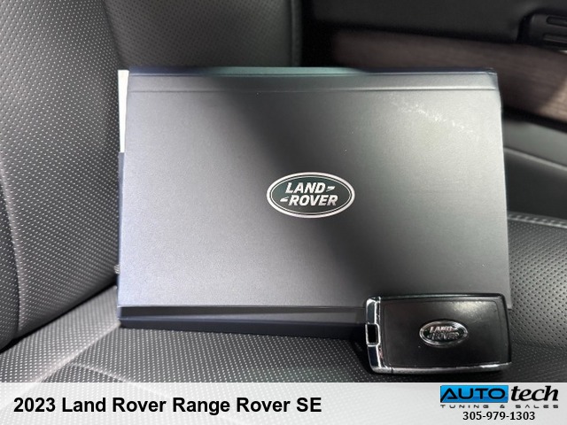 2023 Land Rover Range Rover SE