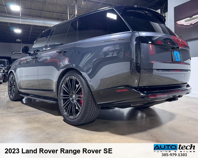 2023 Land Rover Range Rover SE