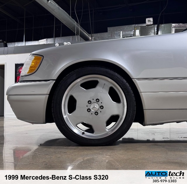 1999 Mercedes-Benz S-Class S320