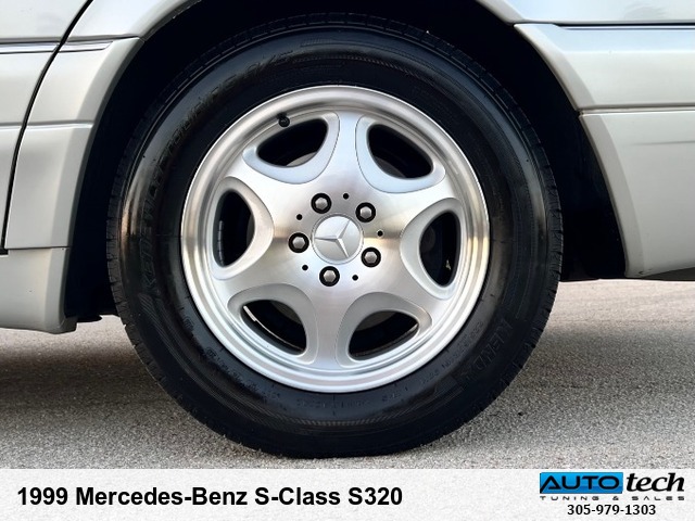 1999 Mercedes-Benz S-Class S320