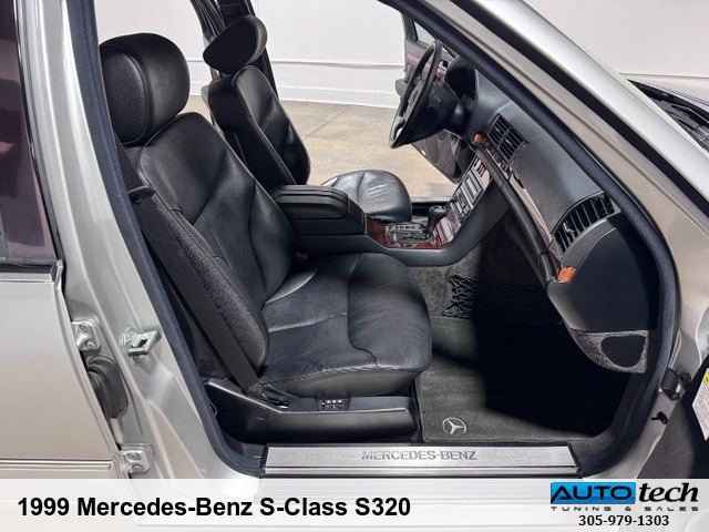 1999 Mercedes-Benz S-Class S320