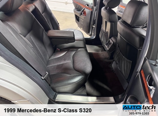 1999 Mercedes-Benz S-Class S320