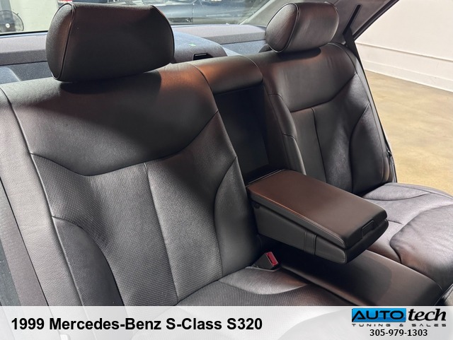 1999 Mercedes-Benz S-Class S320