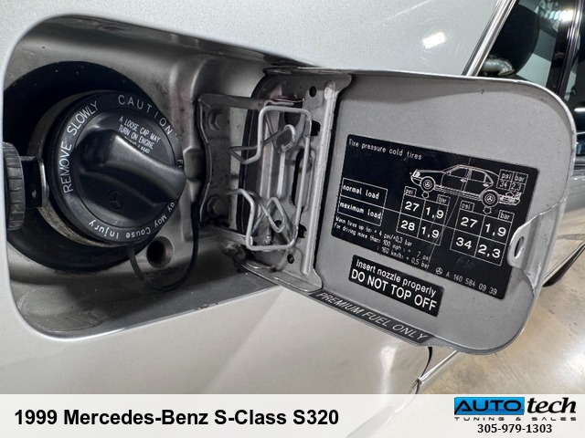 1999 Mercedes-Benz S-Class S320