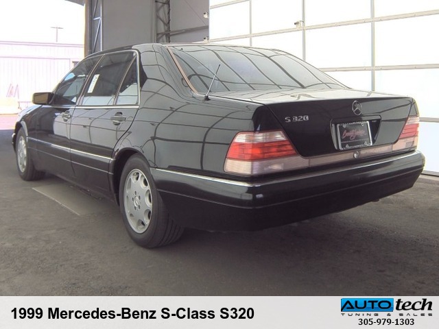1999 Mercedes-Benz S-Class S320