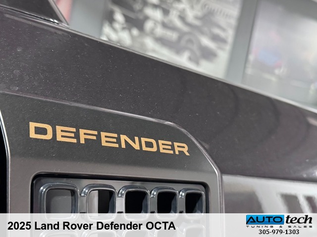 2025 Land Rover Defender OCTA