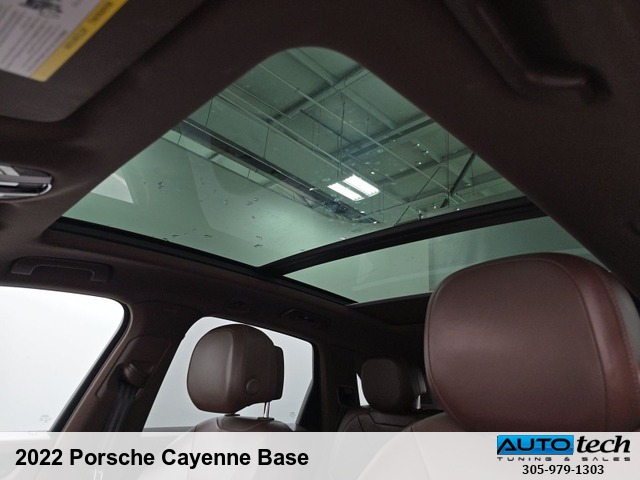 2022 Porsche Cayenne Base