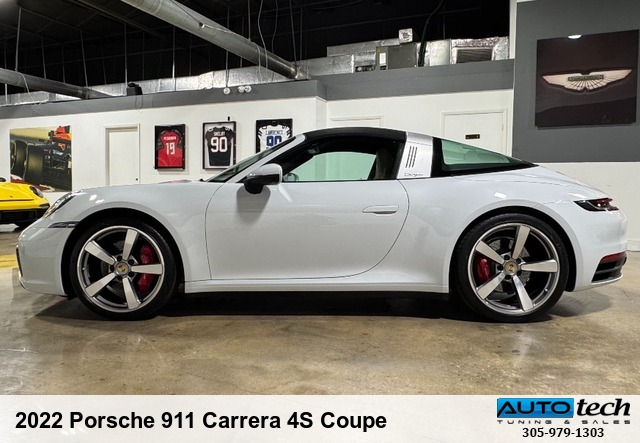 2022 Porsche 911 Carrera 4S Targa