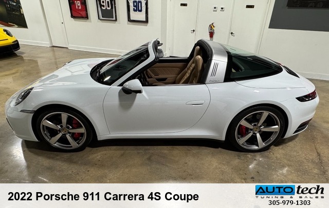 2022 Porsche 911 Carrera 4S Targa