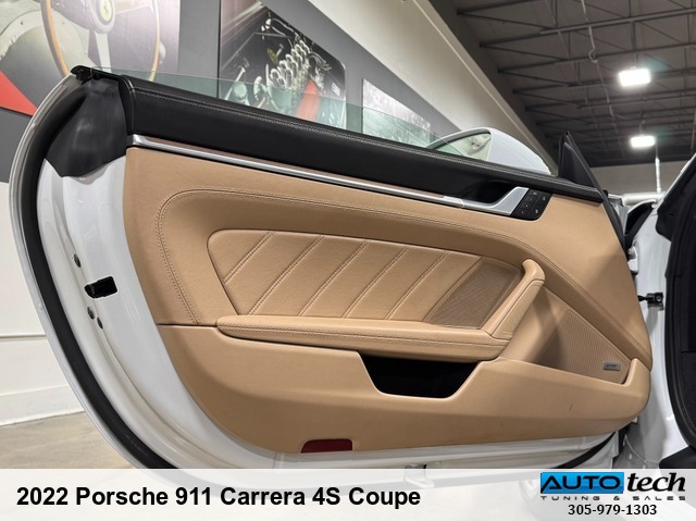 2022 Porsche 911 Carrera 4S Targa