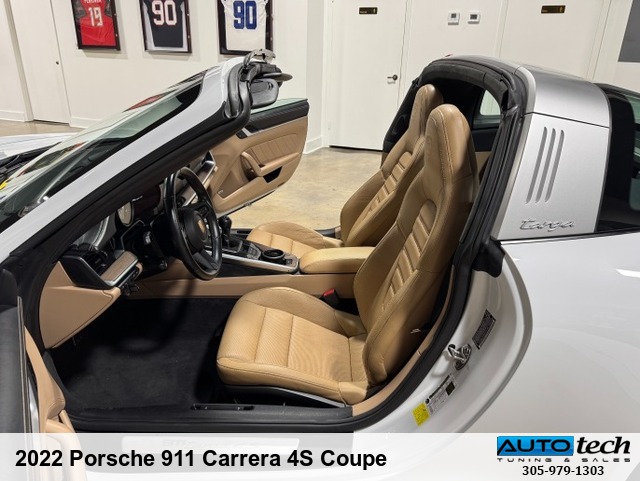 2022 Porsche 911 Carrera 4S Targa