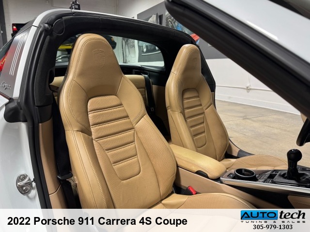 2022 Porsche 911 Carrera 4S Targa