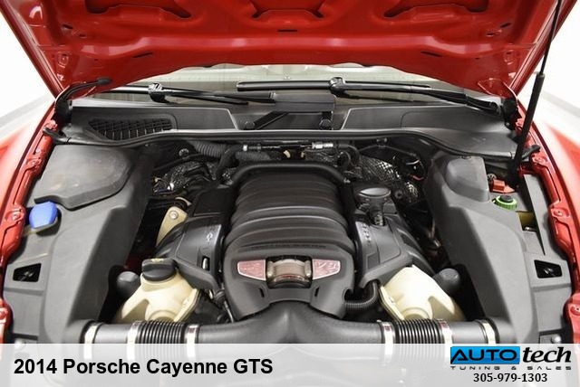 2014 Porsche Cayenne GTS