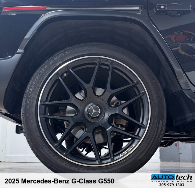 2025 Mercedes-Benz G-Class G550